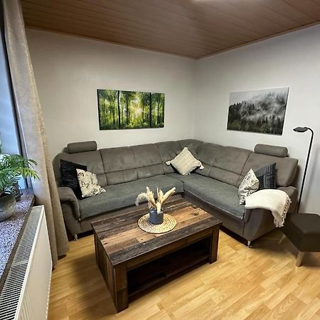 Christels Ferienwohnung 2 In Thale Mit Ueberdachter Terrasse, Kueche Mit Tv & Geschirrspueler Luaran gambar