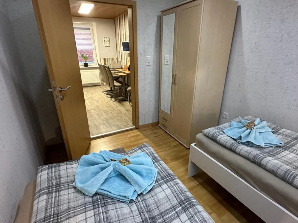 Christels Ferienwohnung 2 In Thale Mit Ueberdachter Terrasse, Kueche Mit Tv & Geschirrspueler Luaran gambar