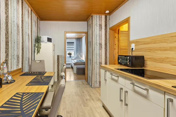 Christels Ferienwohnung 2 In Thale Mit Ueberdachter Terrasse, Kueche Mit Tv & Geschirrspueler Luaran gambar